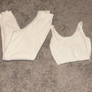 Super soft fuzzy size small lounge wear size small